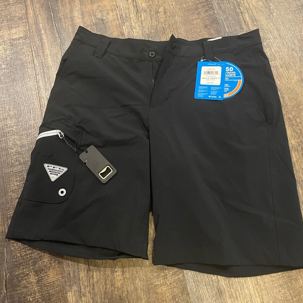 Columbia PFG black shorts w attached bottle opener